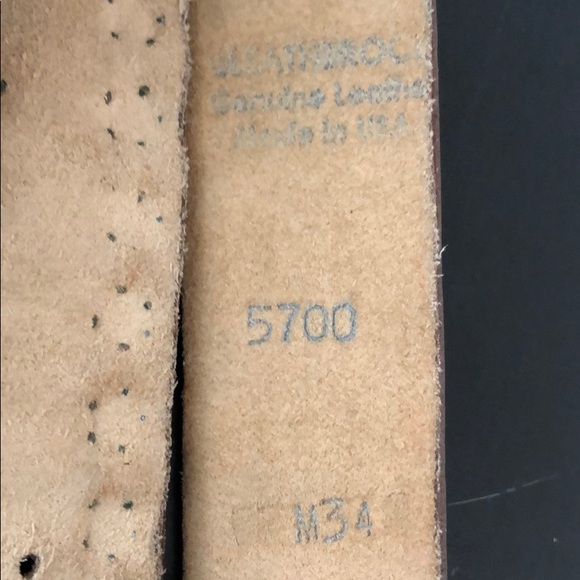 JEWELED BRASS STUDDED GOLD METALLIC LEATHER BELT - Picture 6 of 16